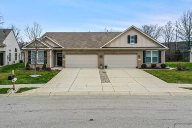 11706 Whisperwood Way, Fishers, IN 46037 - photo 2
