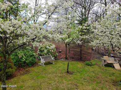 805 Cherry Ct, Hawley, PA 18428 - photo 5