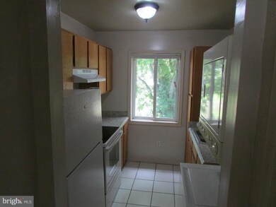 745 51st St SE unit 3, Washington, DC 20019 - photo 5