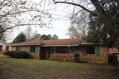 27 Meador Rd, Laurel, MS 39443 - photo 2