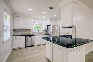 7442 Tall Pines Dr, Houston, TX 77088 - photo 5