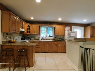 88 Jones Rd, Saratoga Springs, NY 12866 - photo 4