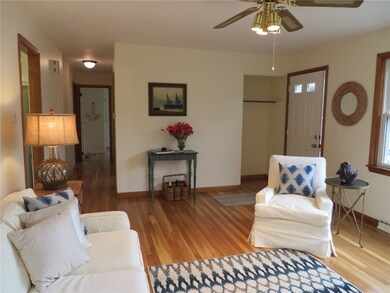 32 Overhill Rd, Warren, RI 02885 - photo 3