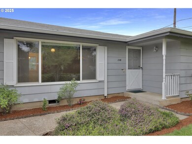 2315 19th St, Springfield, OR 97477 - photo 4