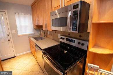 3272 S Utah St, Arlington, VA 22206 - photo 7