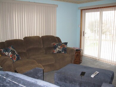 11 Morris St, Pittston, PA 18640 - photo 4