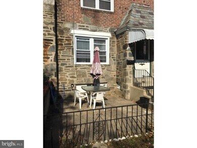 6825 Walnut Park Dr, Upper Darby, PA 19082 - photo 2