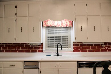 1664 Wesleyan Dr, Macon, GA 31210 - photo 2