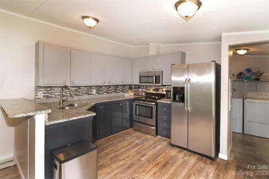 142 Sweetwater Dr, Statesville, NC 28625 - photo 5