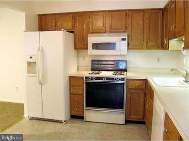 830 Westfield Dr, Cinnaminson, NJ 08077 - photo 5