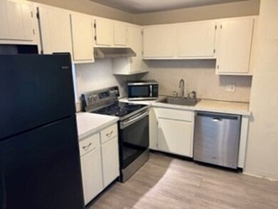 69 Milliken Ave unit 7A, Franklin, MA 02038 - photo 5