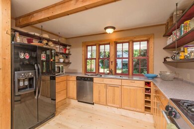 9431 SW Bank Rd, Vashon, WA 98070 - photo 4