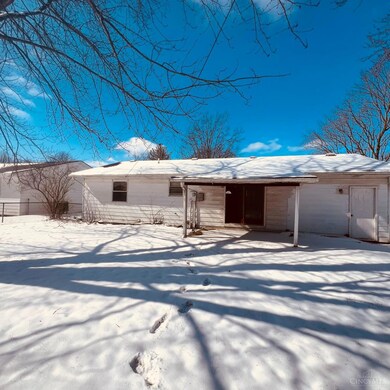 1052 Linhof Rd, Wilmington, OH 45177 - photo 6