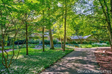 7-web-or-mls-1568-hawthorne-hills-dr-se
