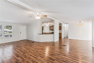 102 Touchstone Dr, Brunswick, GA 31525 - photo 3