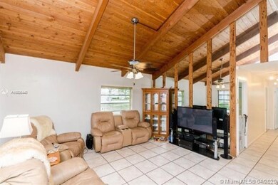 unlisted-address, Davie, FL 33328 - photo 6