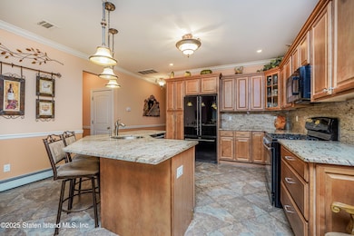 70 Topside Ln, Staten Island, NY 10309 - photo 4