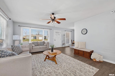 2449 W 13th St, Davenport, IA 52804 - photo 5