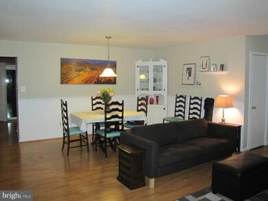 4181 Pleasant Meadow Ct unit 100F, Chantilly, VA 20151 - photo 7