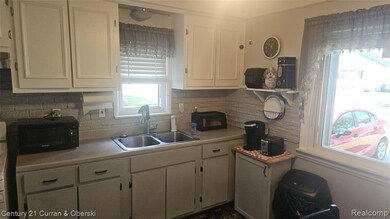 17964 Henry St, Melvindale, MI 48122 - photo 3