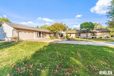 11520 Wayside Meadows Rd, Glenarm, IL 62536 - photo 3