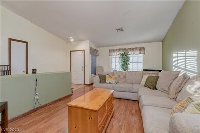 2658 Holy Cross Dr, Las Vegas, NV 89156 - photo 7