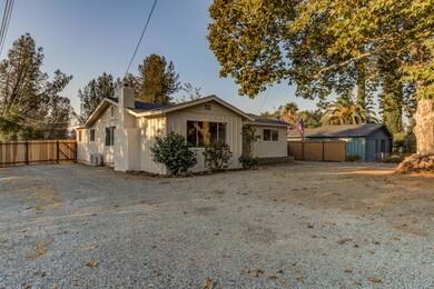 1505 Mistletoe Ln, Redding, CA 96002 - photo 2
