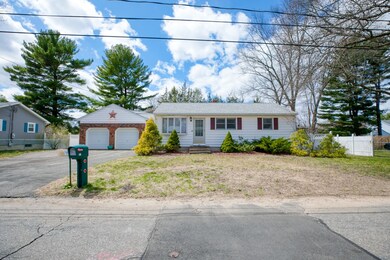 27 Arnold St, Ludlow, MA 01056 - photo 2