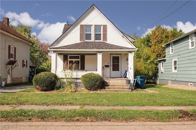 110 School St, Hubbard, OH 44425 - photo 2