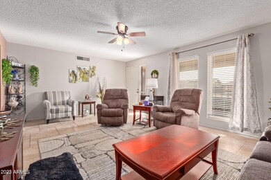 4556 E Emerald Cir, Mesa, AZ 85206 - photo 4