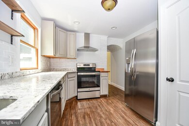 118 E 5th St, Frederick, MD 21701 - photo 2