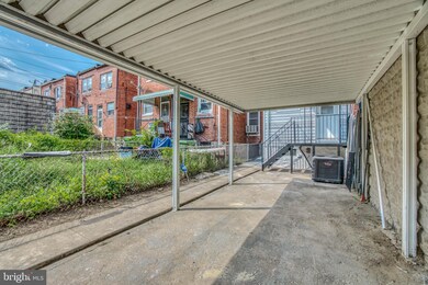 4009 Woodridge Rd, Baltimore, MD 21229 - photo 5
