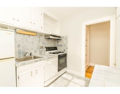 97 Strathmore Rd unit 5, Brighton, MA 02135 - photo 5