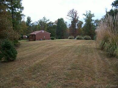 581 Southside Ln, Dunnsville, VA 22454 - photo 3