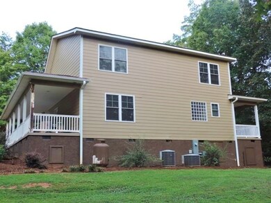 335 Falcons Nest Rd, Walhalla, SC 29691 - photo 5