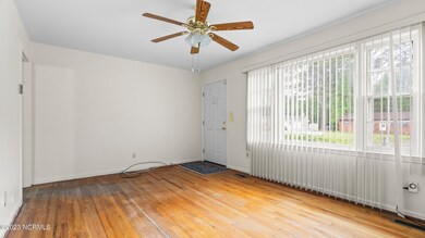 2506 Country Club Rd, Jacksonville, NC 28546 - photo 5