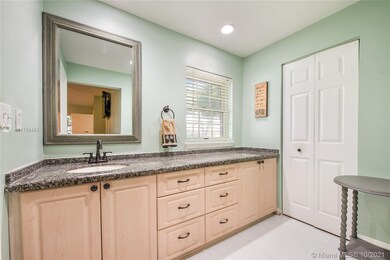 unlisted-address, Miami, FL 33186 - photo 7