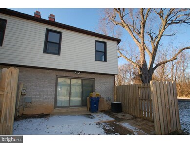 100 Center Ct unit 100, Wilmington, DE 19810 - photo 3