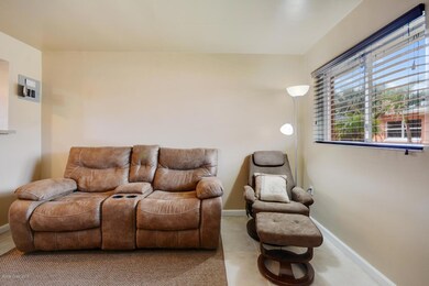 5_living_room