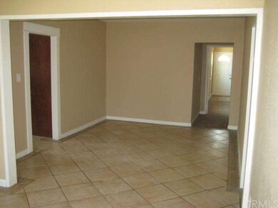 Dining Room Kitchen Entry