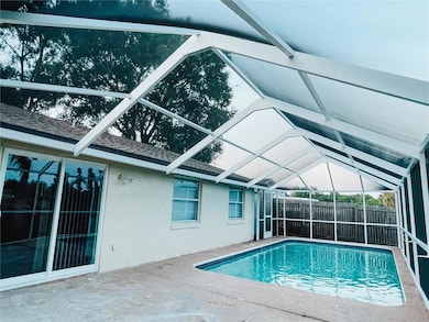 10204 Bellhurst Ct, Tampa, FL 33615 - photo 3