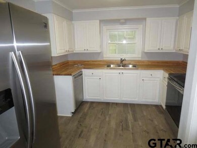 2025 2025 S Sneed, Tyler, TX 75701 - photo 4