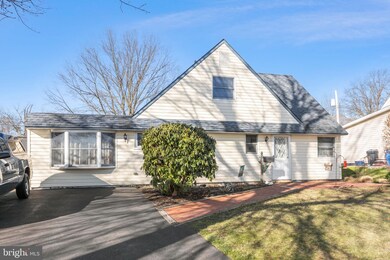 29 Rustleaf Ln, Levittown, PA 19055 - photo 3