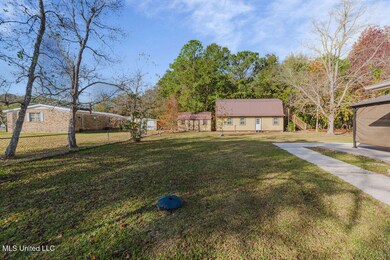 1803 Henderson St, Waveland, MS 39576 - photo 4