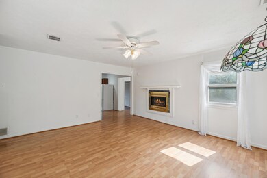 103 Buckeye St, Three Oaks, MI 49128 - photo 7