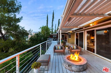 5035 Cerrillos Dr, Woodland Hills, CA 91364 - photo 3