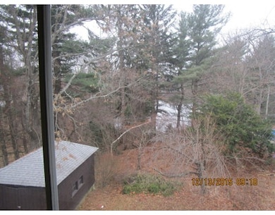 568 Chandler St, Worcester, MA 01602 - photo 4