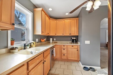 507 N Center St, Tuscola, IL 61953 - photo 7