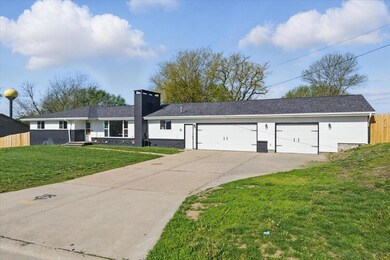 03-901 3rd St_003