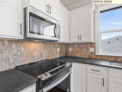 657 NE Saling Dr W unit 95, Estacada, OR 97023 - photo 6